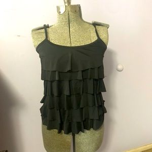 🥑ruffled tank top 🥑